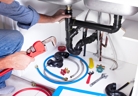THE REAL BENEFITS OF HIRING AN EMERGENCY PLUMBING SERVICE
