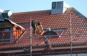 Why It’s Good to Have Roof Repair Services Regularly roof repair services